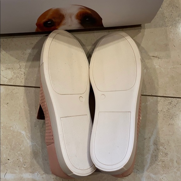Blush Hush Puppies slip ons size 9 - Picture 9 of 11